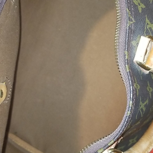 Authentic Louis Vuitton Speedy 35 - Picture 8 of 16